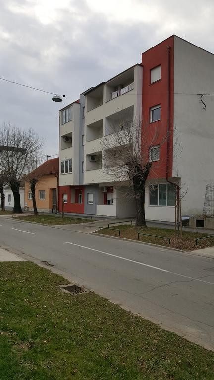 Apartment Roko Осієк Екстер'єр фото